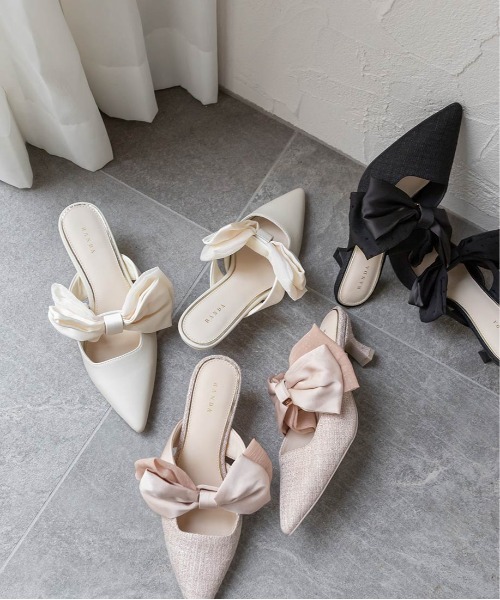 RANDA(ランダ)の「ビッグリボンミュールパンプス(パンプス・レディース・アイボリー/ブラック/ピンク・M/L/S/LL)」の6枚目の写真