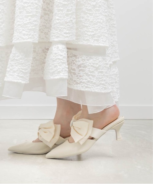 RANDA(ランダ)の「ビッグリボンミュールパンプス(パンプス・レディース・アイボリー/ブラック/ピンク・M/L/S/LL)」の8枚目の写真