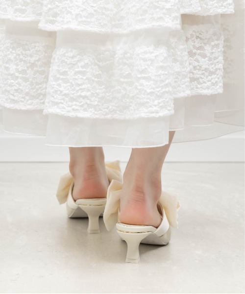 RANDA(ランダ)の「ビッグリボンミュールパンプス(パンプス・レディース・アイボリー/ブラック/ピンク・M/L/S/LL)」の9枚目の写真