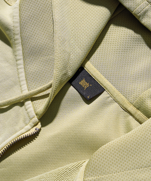 BROWNBREATH(ブラウンブレス)の「TAG PIGMENT HOOD VEST - BEIGE(ベスト・レディース・その他・L/XL)」の4枚目の写真