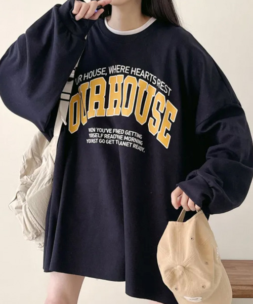 VIVID LADY(ビビッドレディー)の「フロントロゴプリント オーバーサイズ ロングTシャツ(Tシャツ/カットソー・レディース・ライトグレー/グレー/ネイビー・FREE)」の3枚目の写真