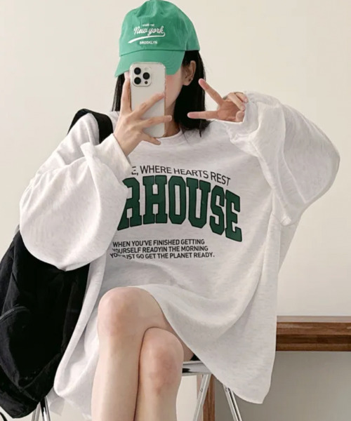VIVID LADY(ビビッドレディー)の「フロントロゴプリント オーバーサイズ ロングTシャツ(Tシャツ/カットソー・レディース・ライトグレー/グレー/ネイビー・FREE)」の20枚目の写真