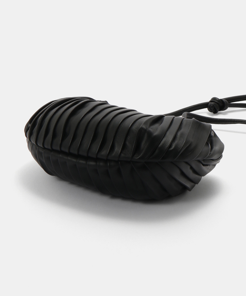 U by SPICK&SPAN(ユーバイスピックアンドスパン)の「BOGKI/ボクギ RIPPLE Crossbody Bag(ショルダーバッグ・レディース・ブラック・FREE)」の6枚目の写真