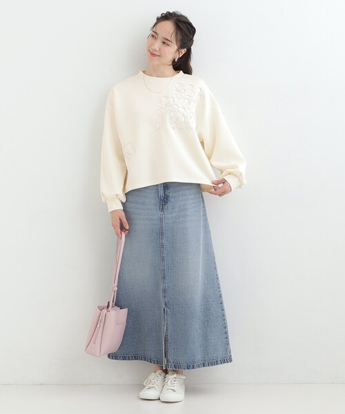 SHOO・LA・RUE（シューラルー）の「【S-LL】美しいシルエット お花ロープ刺繍ダンボールトップス（Tシャツ/カットソー・レディース・グリーン系/オフホワイト/ブラック・04/03/02/01）」の18枚目の写真