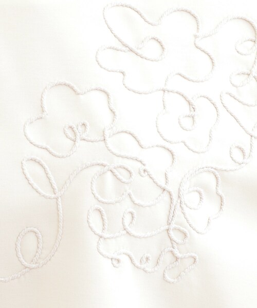 SHOO・LA・RUE（シューラルー）の「【S-LL】美しいシルエット お花ロープ刺繍ダンボールトップス（Tシャツ/カットソー・レディース・グリーン系/オフホワイト/ブラック・04/03/02/01）」の19枚目の写真