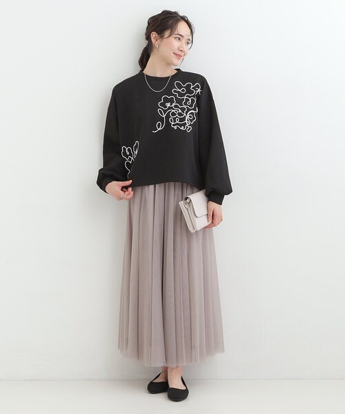 SHOO・LA・RUE（シューラルー）の「【S-LL】美しいシルエット お花ロープ刺繍ダンボールトップス（Tシャツ/カットソー・レディース・グリーン系/オフホワイト/ブラック・04/03/02/01）」の10枚目の写真