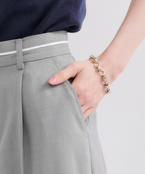 le cercle ADAM ET ROPE'（ルセルクルアダムエロペ）の「リネンライクストレートパンツ/S.Mサイズ展開/セットアップ対応（スラックス・レディース・グレー/チャコールグレー・M/S）」の15枚目の写真