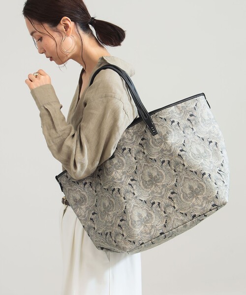 A VACATION（アヴァケーション）の「【別注】A VACATION / ONYX ROAM トートバッグ（トートバッグ・レディース・ブラック系その他・ONE SIZE）」の3枚目の写真