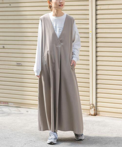 FORK&SPOON（フォークアンドスプーン）の「FORK&SPOON　フロントタックフレアワンピース（ワンピース・レディース・ベージュ/グリーン系その他/ブラック・2/1）」の2枚目の写真