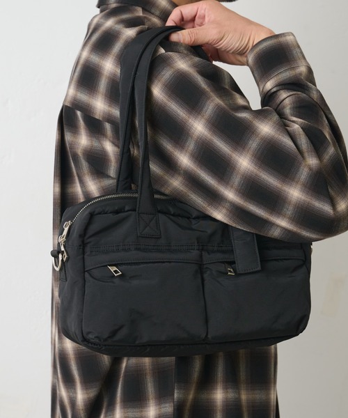 COLONY 2139（コロニートゥーワンスリーナイン）の「マルチポケットボストンバッグ（ボストンバッグ・メンズ・カーキ/ブラック・FREE）」の6枚目の写真