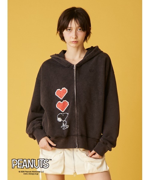 FURFUR(ファーファー)の「スヌーピーコラボルーズシルエットパーカー(パーカー・レディース・ブラック/ブルー/ホワイト・F)」の5枚目の写真