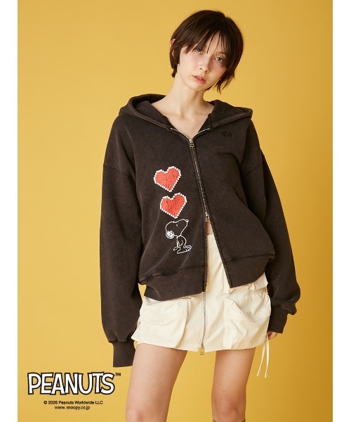 FURFUR(ファーファー)の「スヌーピーコラボルーズシルエットパーカー(パーカー・レディース・ブラック/ブルー/ホワイト・F)」の12枚目の写真
