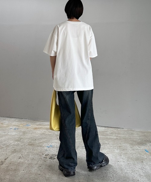 PAGEBOY（ページボーイ）の「ジミレスルーズT【WEB限定】（Tシャツ/カットソー・レディース・チャコールグレー/ブラック/オフホワイト/ピンク/ターコイズブルー/グレイッシュベージュ・FREE）」の11枚目の写真