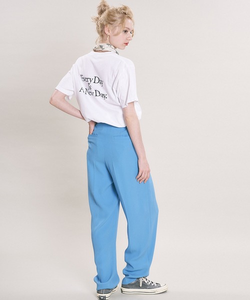 Drifter(ドリフター)の「【ERIE WORKS】Box-cut T-shirt/ボックスカットTシャツ(Tシャツ/カットソー・レディース・ホワイト/チャコール/ヘザーグレー・MEDIUM/LARGE)」の14枚目の写真