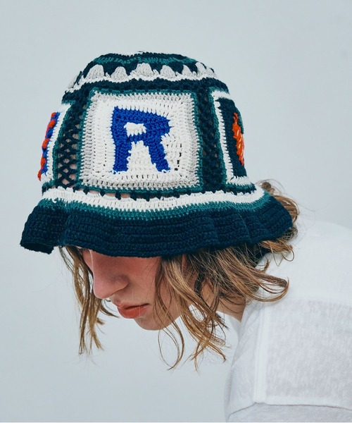 RNA(アールエヌエー)の「E5247 MIXモチーフクロシェHAT(ハット・レディース・ブラック/ピンク・FREE)」の1枚目の写真