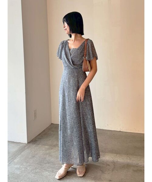 LAGUNAMOON(ラグナムーン)の「フローラルカシュクールワンピース 【夏服】(ワンピース・レディース・イエロー/ブルー・SMALL/MEDIUM)」の2枚目の写真
