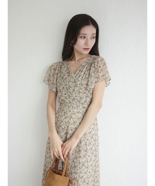LAGUNAMOON(ラグナムーン)の「フローラルカシュクールワンピース 【夏服】(ワンピース・レディース・イエロー/ブルー・SMALL/MEDIUM)」の3枚目の写真
