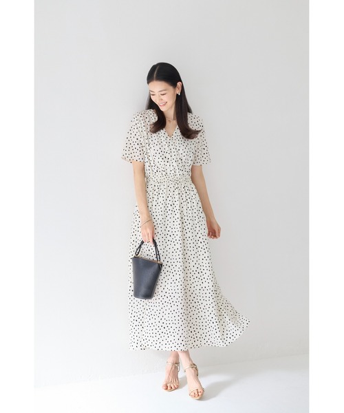 M.deux(エムドゥ)の「プリントカシュクール女神ワンピース(ワンピース・レディース・ブラウン/ブラック/オフホワイト・MEDIUM)」の4枚目の写真