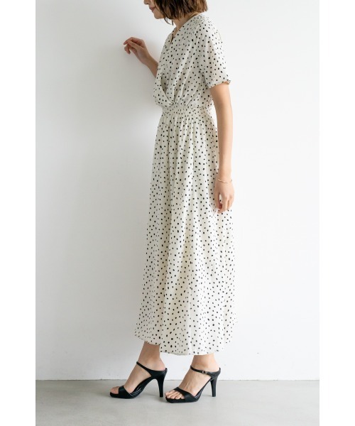 M.deux(エムドゥ)の「プリントカシュクール女神ワンピース(ワンピース・レディース・ブラウン/ブラック/オフホワイト・MEDIUM)」の8枚目の写真
