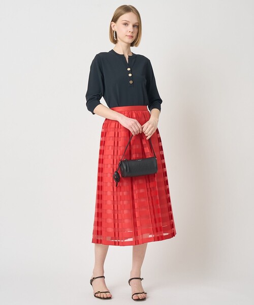 ANAYI(アナイ)の「レーヨンポリエステルストレッチキーネックプルオーバー(ニット/セーター・レディース・コーラル/ネイビー/ブルー/ホワイト・38)」の10枚目の写真