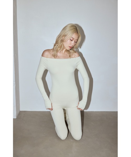 DLESS(ドレス)の「Offshoulder bodysuits/オフショルダーボディスーツ(Tシャツ/カットソー・レディース・ブラック/ホワイト系その他・S/XS)」の1枚目の写真