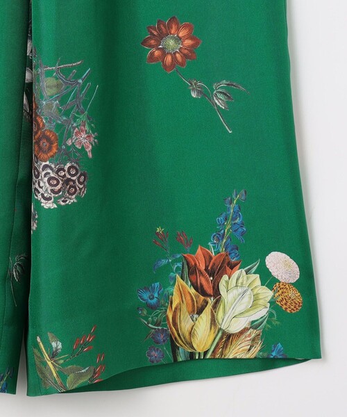 caban(キャバン)の「シルク BOUQUETプリント 2タックワイドパンツ(その他パンツ・レディース・ブラック系その他/カーキ/ブラウン系その他/ホワイト系その他・S/XS)」の9枚目の写真