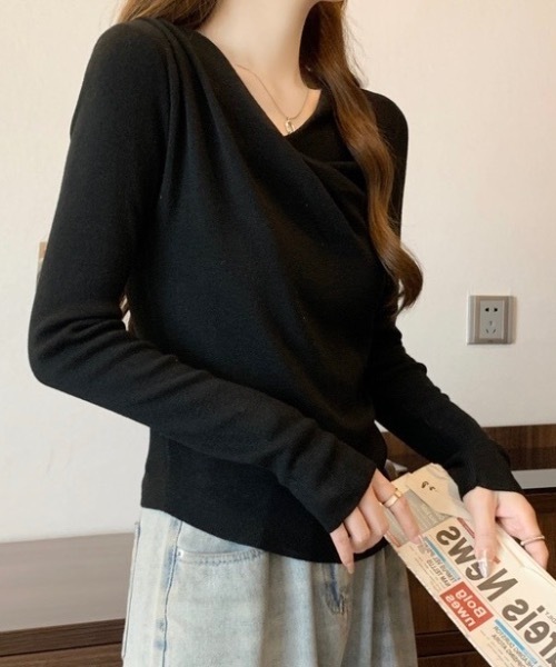 Alvia(アルビア)の「アシメネックドレープニットトップス/大人フェミニン(ニット/セーター・レディース・ブラック/アイボリー・M)」の9枚目の写真