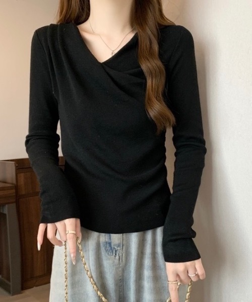 Alvia(アルビア)の「アシメネックドレープニットトップス/大人フェミニン(ニット/セーター・レディース・ブラック/アイボリー・M)」の10枚目の写真