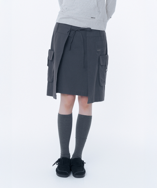 Miseki SEOUL(ミセキソウル)の「Layered pocket cargo skirt CHARCOAL(スカート・レディース・その他・2/1)」の1枚目の写真