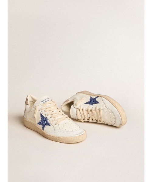 GOLDEN GOOSE(ゴールデングース)の「レディース Ball Star ナッパレザー ホワイトスター&グリッターヒールタブ(スニーカー・レディース・ホワイト×ブルー・35/37/40/39)」の1枚目の写真