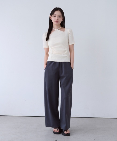 SOYEN(ソイエン)の「ネックストラップウエストギャザートップス(Tシャツ/カットソー・レディース・ブラウン/クリーム・F)」の21枚目の写真