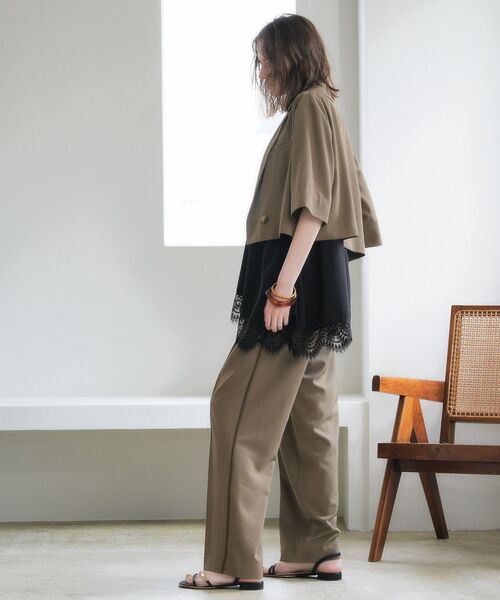 YECCA VECCA(イェッカヴェッカ)の「2wayアシメデザインノースリーブブラウス(シャツ/ブラウス・レディース・ブラック/オフホワイト・FREE)」の16枚目の写真