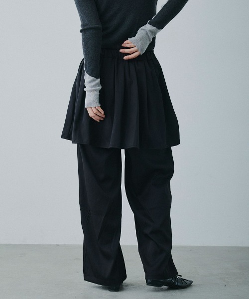Clum(クルム)の「wrap design wide slacks / ラップデザインワイドスラックス(スラックス・レディース・ブラック/チャコールグレー・FREE)」の12枚目の写真