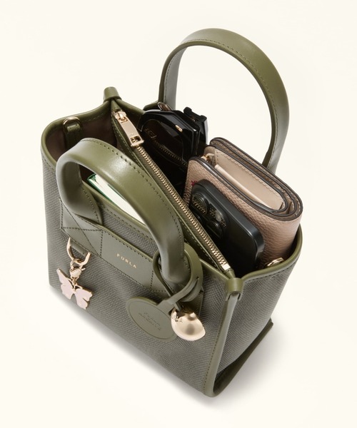 FURLA(フルラ)の「フルラ ディバイデッド (Furla Divide It) ミニトートバッグ(トートバッグ・レディース・ピンクベージュ/セージグリーン/サンドベージュ・ONE SIZE)」の10枚目の写真