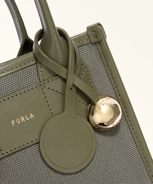 FURLA(フルラ)の「フルラ ディバイデッド (Furla Divide It) ミニトートバッグ(トートバッグ・レディース・ピンクベージュ/セージグリーン/サンドベージュ・ONE SIZE)」の9枚目の写真