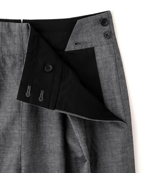 MARGARET HOWELL(マーガレットハウエル)の「COTTON RAMIE CHAMBRAY(その他パンツ・レディース・グレー/ブラウン・1/2/3)」の9枚目の写真