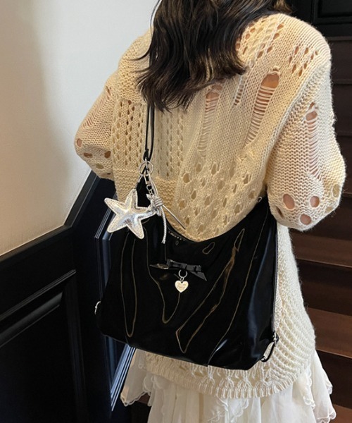 pyornim(ピョルニム)の「【3WAY】リボン ハート ワンポイント マルチWAY ショルダーバッグ リュック トートバッグ(ショルダーバッグ・レディース・ブラック/ブルー/ホワイト/レッド・F)」の6枚目の写真