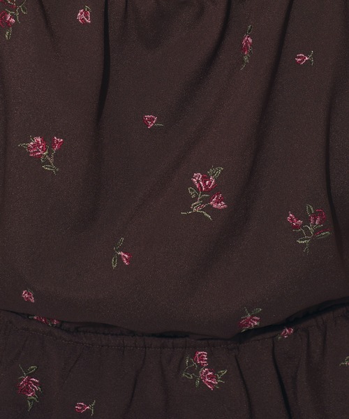 DEICY(デイシー)の「ローズ刺繍ギャザーブラウス(シャツ/ブラウス・レディース・ブラウン/ベビーピンク・FREE)」の10枚目の写真