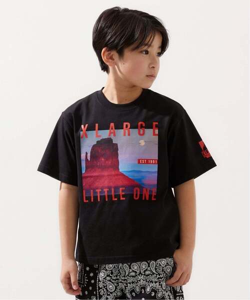 XLARGE KIDS(エクストララージキッズ)の「フォトプリント 半袖Tシャツ(Tシャツ/カットソー・キッズ・ホワイト/ブラック・110cm/100cm/90cm/140cm/130cm/120cm)」の1枚目の写真