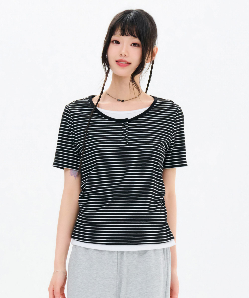 CHASECULT(チェイスカルト)の「レディースストライプレイヤード半袖Tシャツ-FBRG5874D03(Tシャツ/カットソー・レディース・ブラック・85/90)」の2枚目の写真