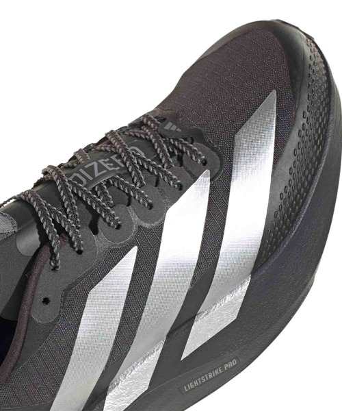 adidas（アディダス）の「adidas/アディダス ランニングシューズ ADIZERO EVO SL ATR M アディゼロ エヴォ KK2721（スニーカー・レディース・ブラック×シルバー・24.5cm/24.0cm/23.5cm/23.0cm/26.0cm/25.5cm/25.0cm）」の7枚目の写真