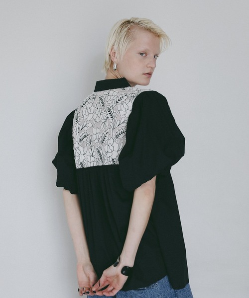 AMERICAN RAG CIE（アメリカンラグシー）の「【AMERICAN RAG CIE】  インディアレースブラウス（WOMEN）（シャツ/ブラウス・レディース・ブラック/オフホワイト・FREE）」の2枚目の写真