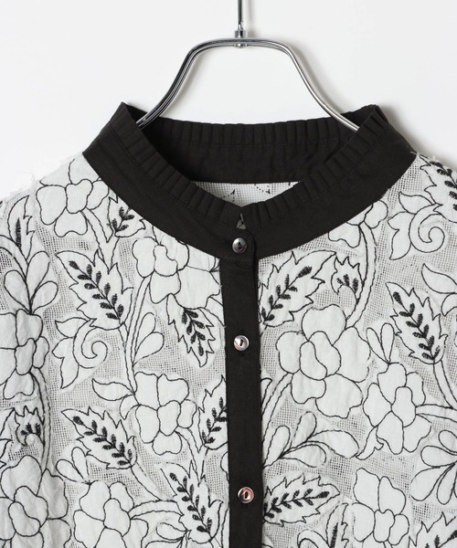 AMERICAN RAG CIE（アメリカンラグシー）の「【AMERICAN RAG CIE】  インディアレースブラウス（WOMEN）（シャツ/ブラウス・レディース・ブラック/オフホワイト・FREE）」の5枚目の写真
