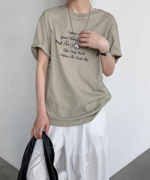 semplice(センプリチェ)の「ロゴプリント半袖 T シャツ(Tシャツ/カットソー・レディース・キャメル/ネイビー・F)」の6枚目の写真