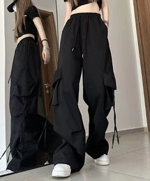 ルーズシルエット カーゴパンツ