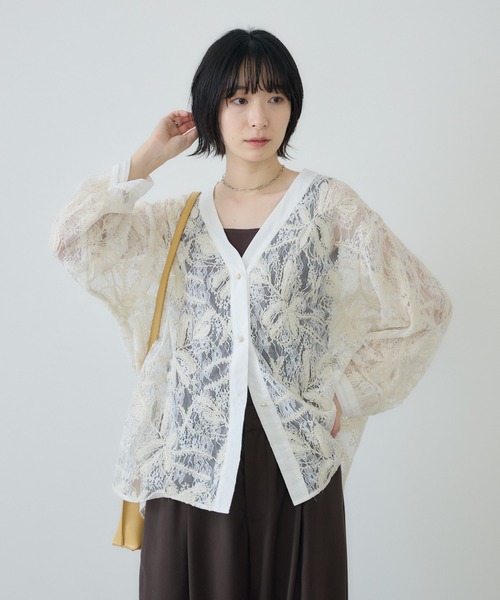 Paradise Picnic(パラダイスピクニック)の「Dignite Collier エンブロイダリーレースカーディガン(カーディガン/ボレロ・レディース・ブラック/ホワイト・FREE)」の2枚目の写真