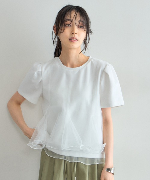 &. NOSTALGIA(アンドドットノスタルジア)の「チュールフリル付きプルオーバー(Tシャツ/カットソー・レディース・オフホワイト/ブラック・M)」の5枚目の写真