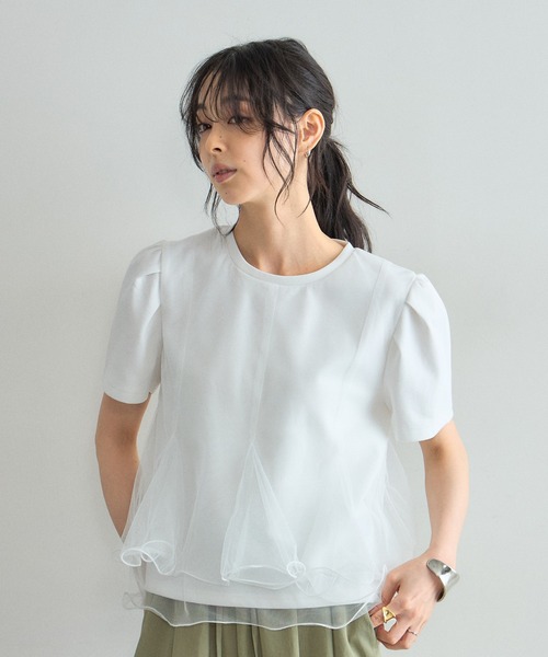 &. NOSTALGIA(アンドドットノスタルジア)の「チュールフリル付きプルオーバー(Tシャツ/カットソー・レディース・オフホワイト/ブラック・M)」の7枚目の写真