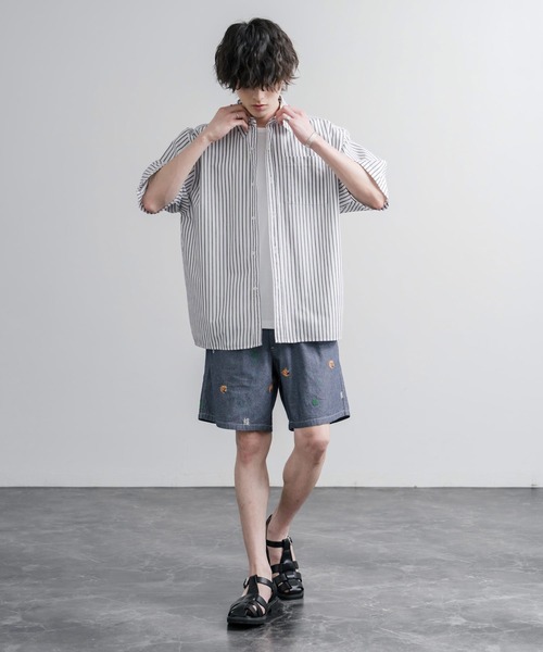 HOUSTON(ヒューストン)の「HOUSTON CHAMBRAY ALLOVER EMB EASY SHORTS シャンブレー総柄刺繍イージーショートパンツ(その他パンツ・メンズ・インディゴブルー/ライトブルー・XXL/XL/L/M)」の12枚目の写真