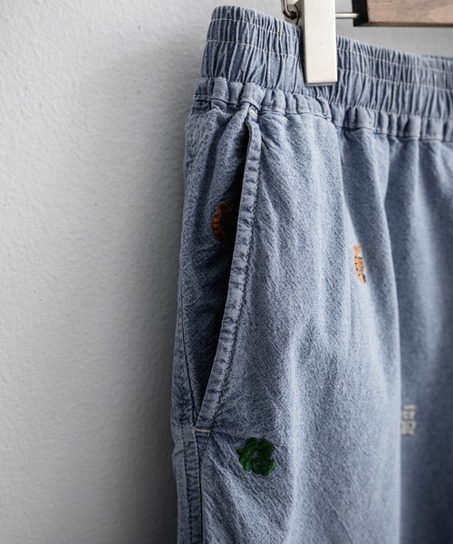 HOUSTON(ヒューストン)の「HOUSTON CHAMBRAY ALLOVER EMB EASY SHORTS シャンブレー総柄刺繍イージーショートパンツ(その他パンツ・メンズ・インディゴブルー/ライトブルー・XXL/XL/L/M)」の18枚目の写真